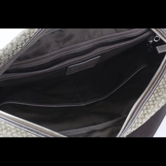 Coachđź’ĄVINTAGE~RAREđź’ĄBrown Monogram Extra Large Laptop Carrier - Picture 4 of 7